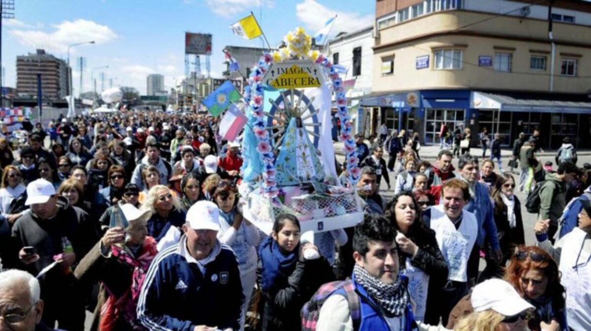 Los jóvenes realizan la 49º Peregrinación a Lujan