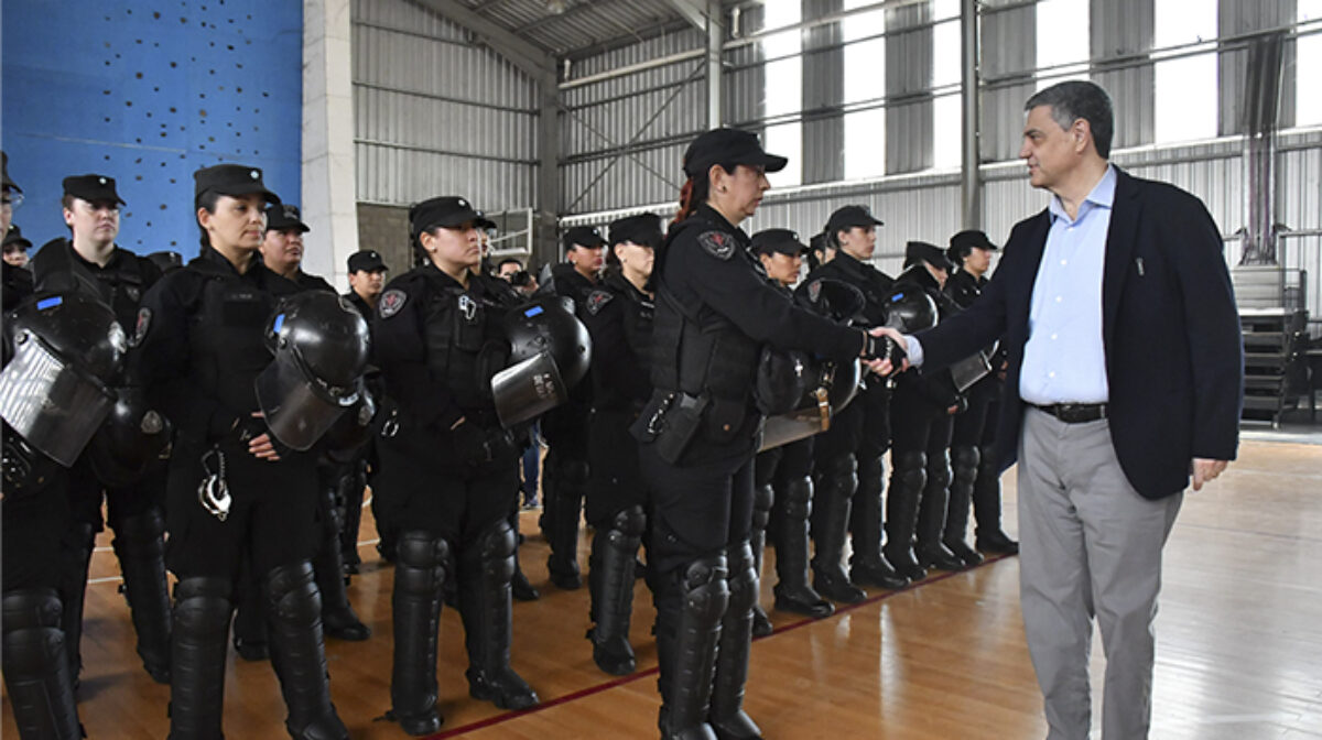 Cuerpo Especial De Policía Femenino