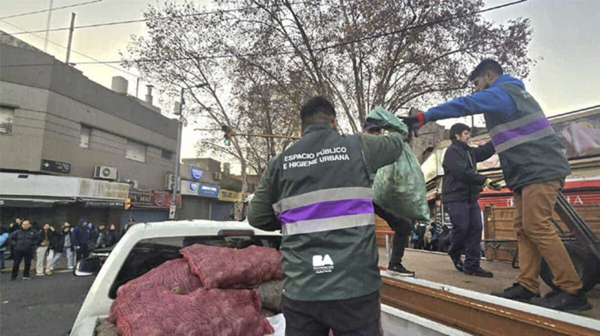 Desalojo de Manteros en Liniers