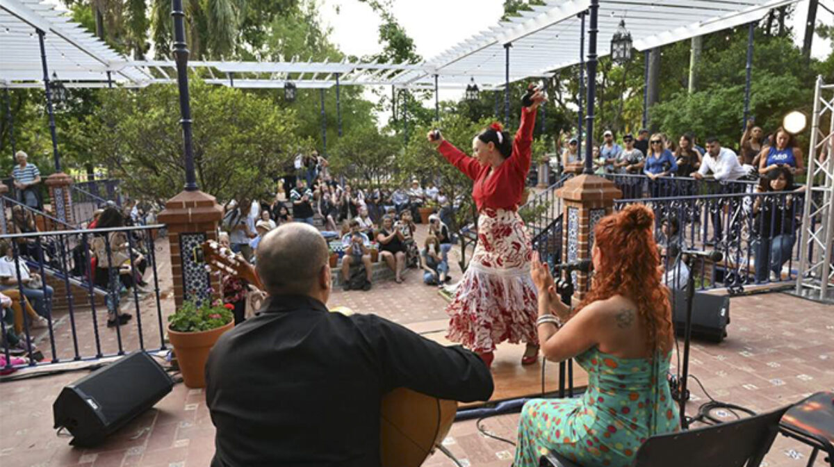Reabrió el Patio Andaluz