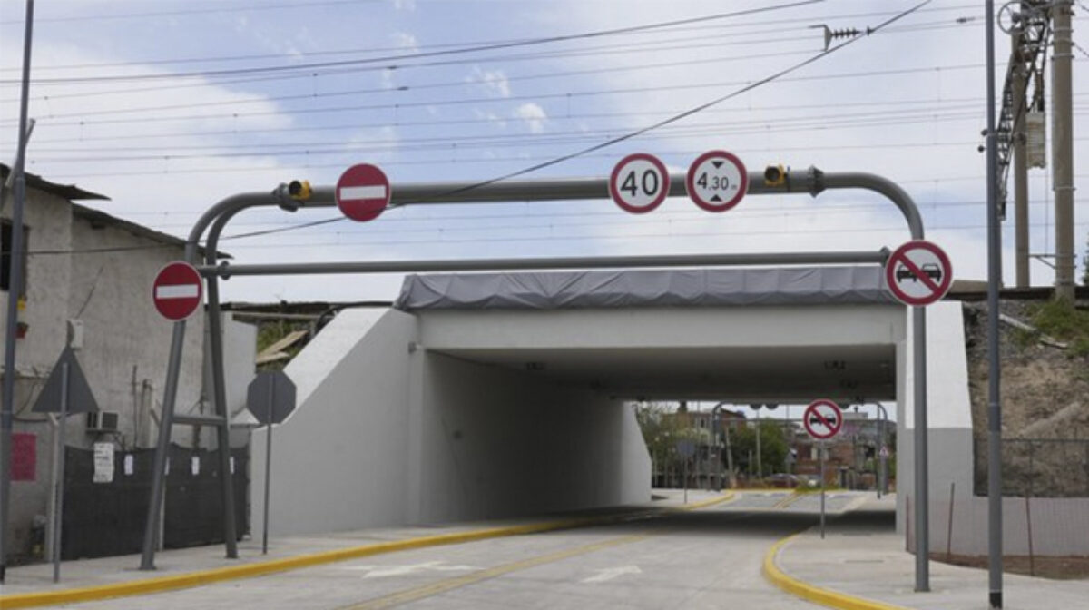 Obra bajo Puente Bosch