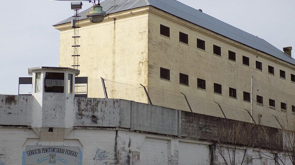 Desalojo Cárcel de Devoto