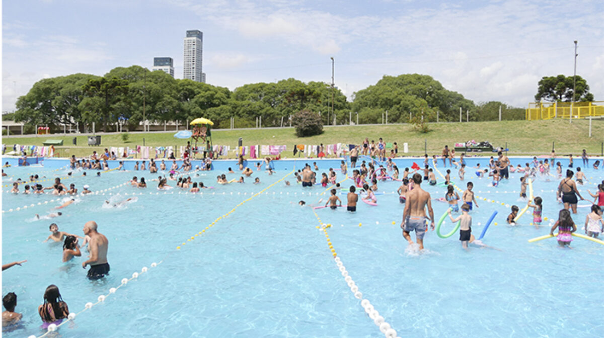 Desde el lunes las piletas de la Ciudad podrán disfrutarse todo el día