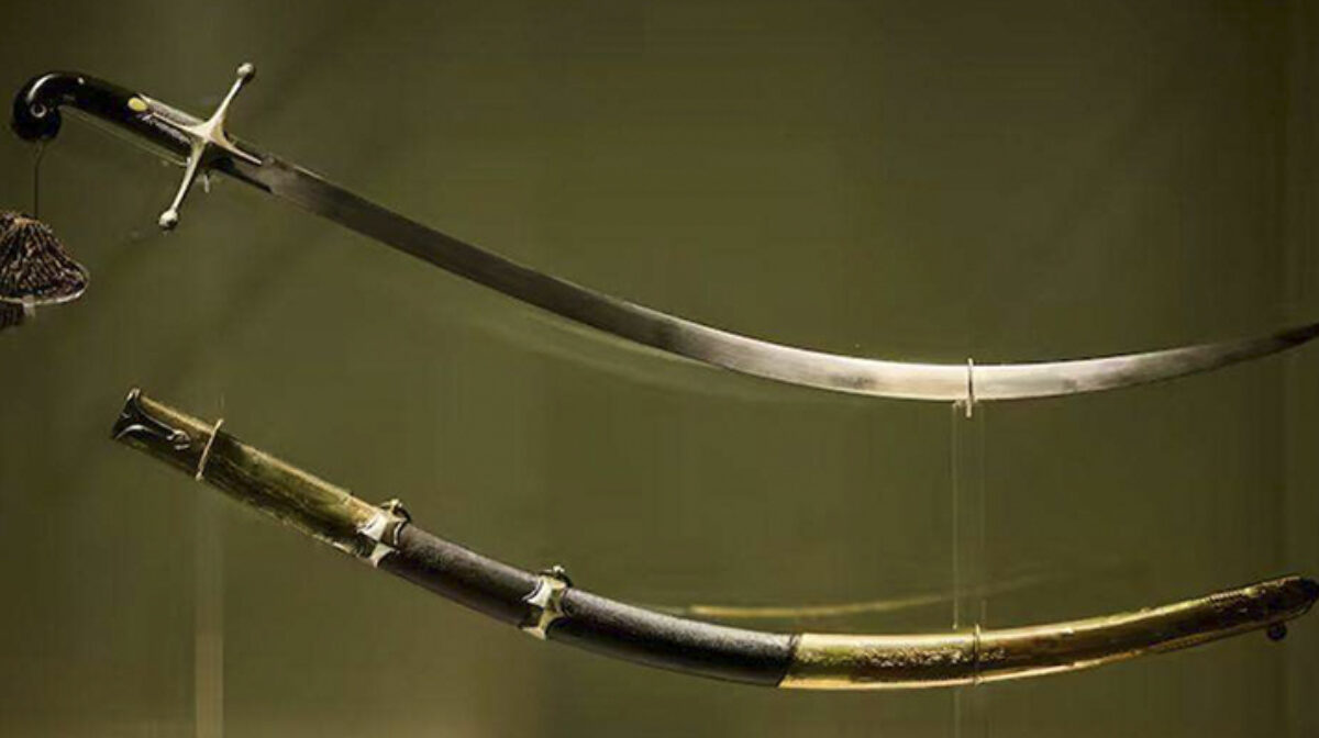 El sable corvo del Gral. San Martín