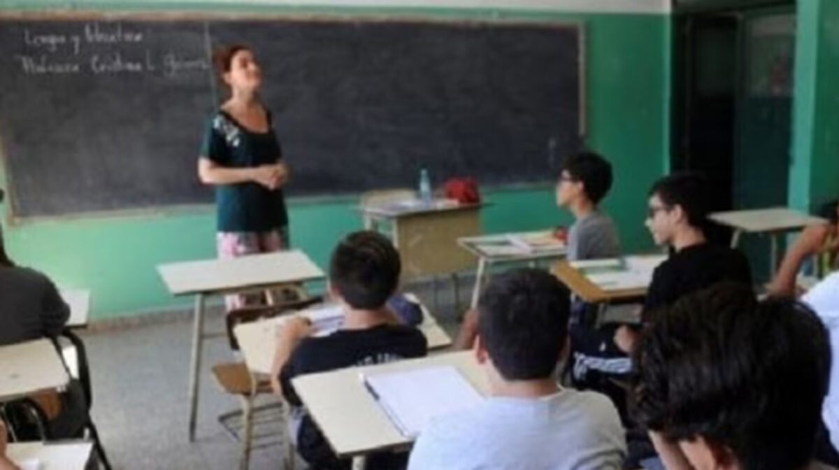Déficit Educativo en la Comuna 12