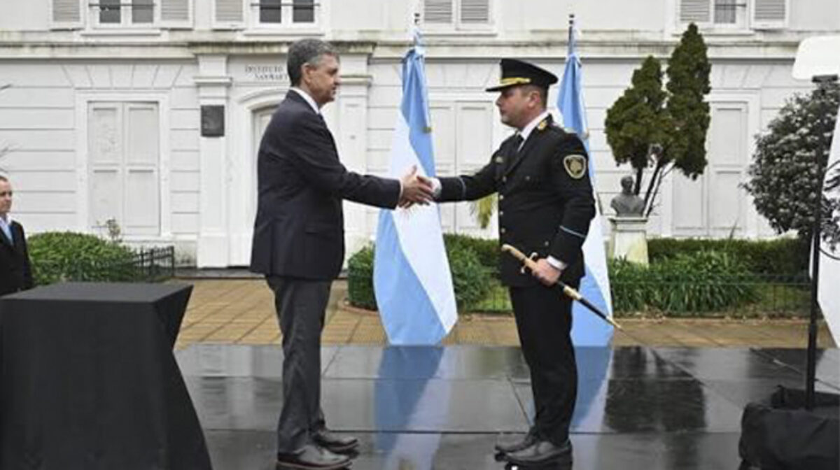 Reconocimiento a Policías